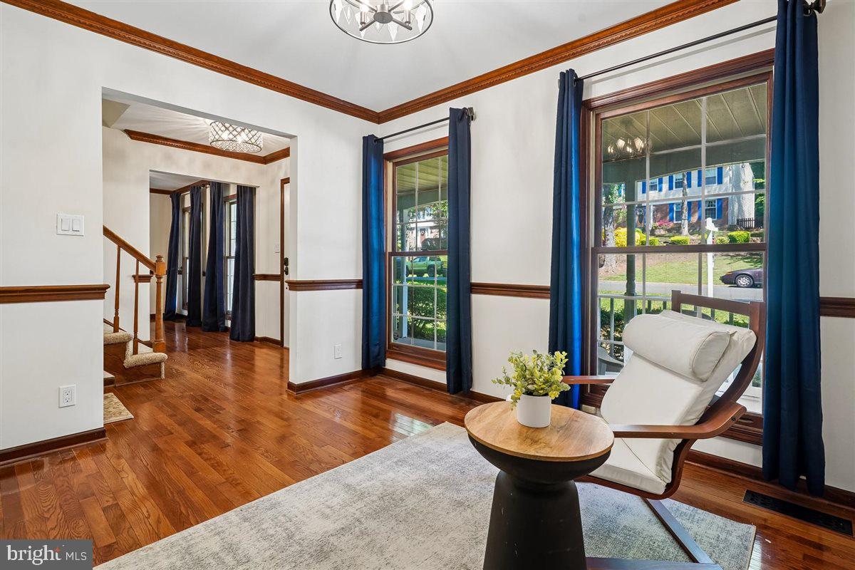 MONTCLAIR - Residential