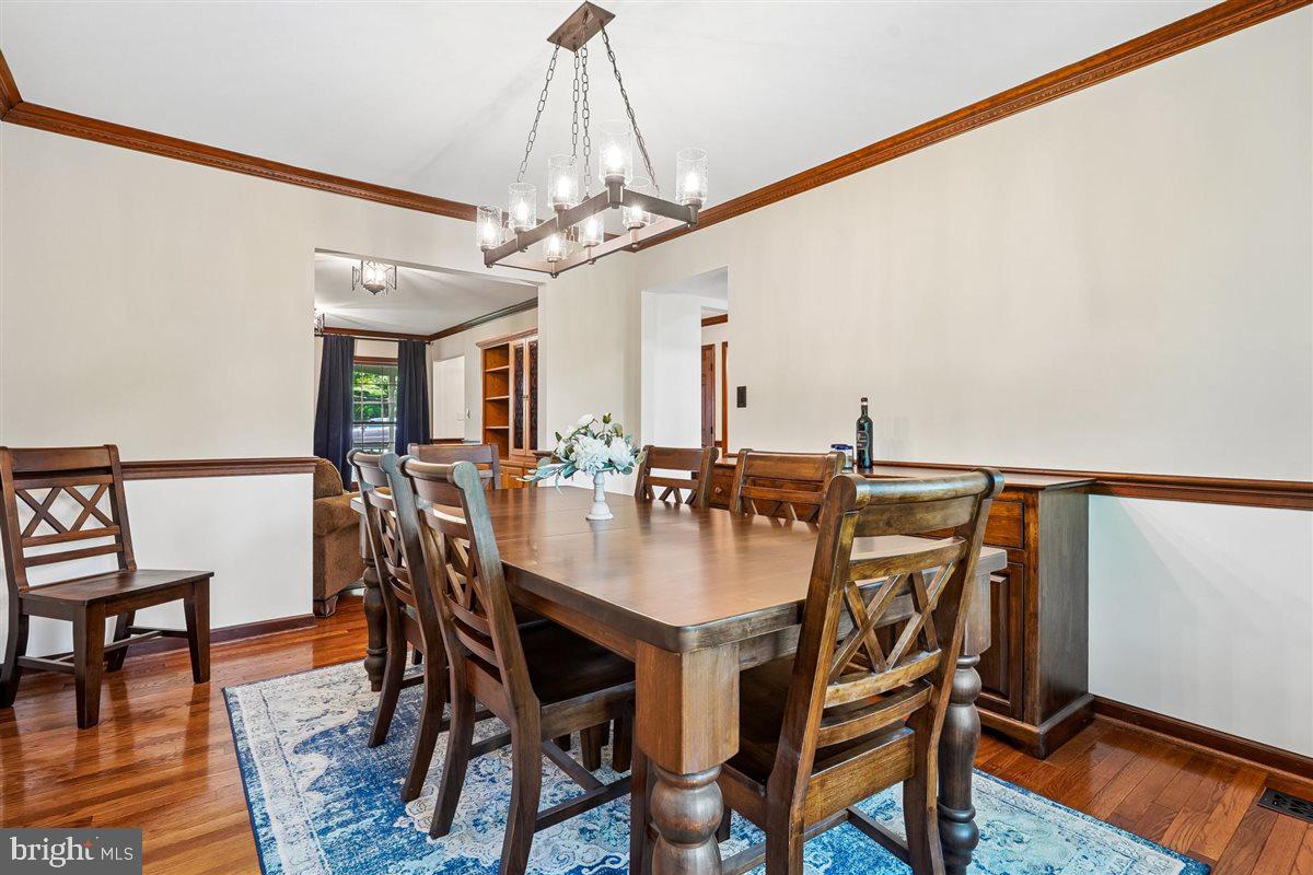 MONTCLAIR - Residential