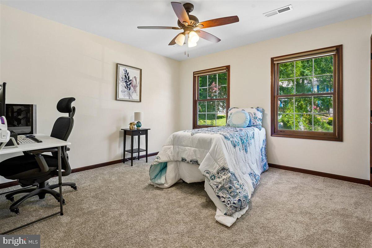 MONTCLAIR - Residential