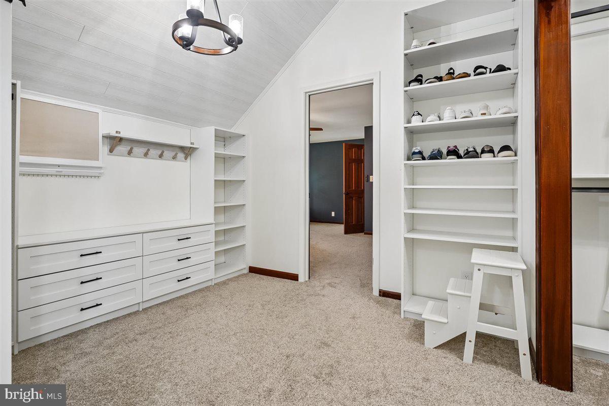 MONTCLAIR - Residential
