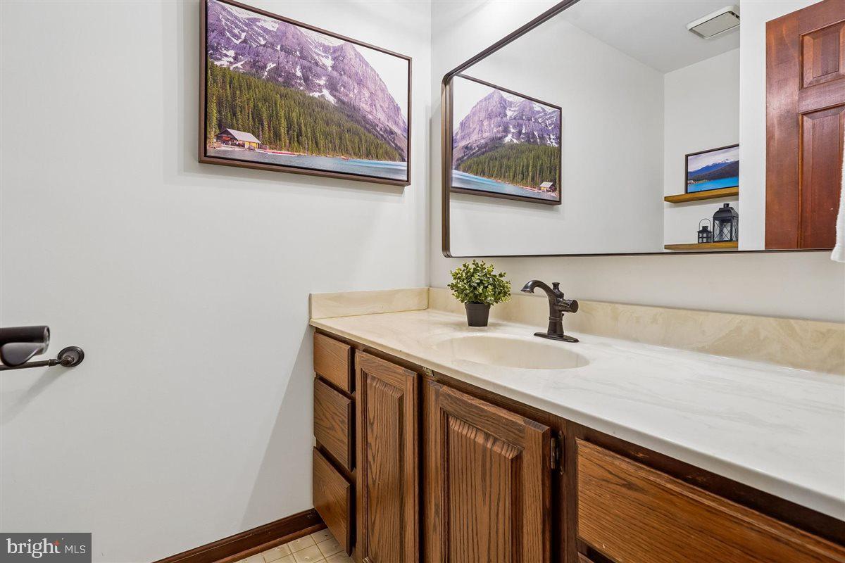 MONTCLAIR - Residential