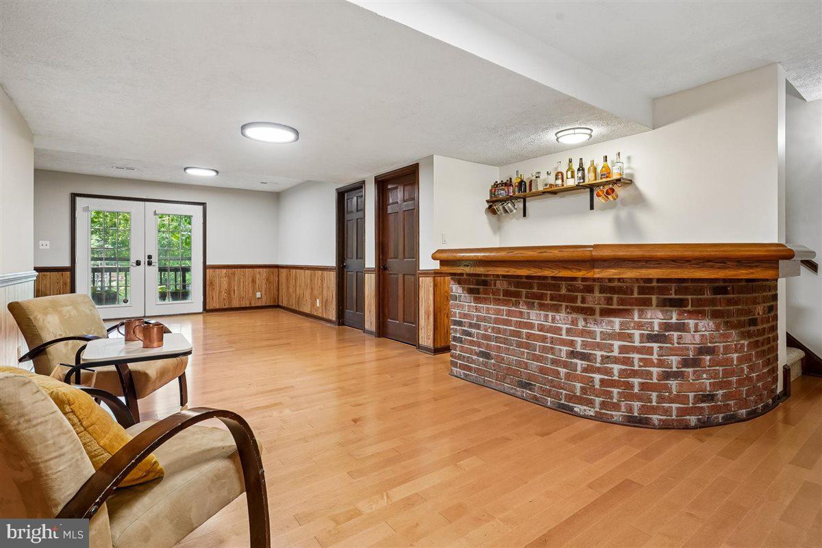 MONTCLAIR - Residential