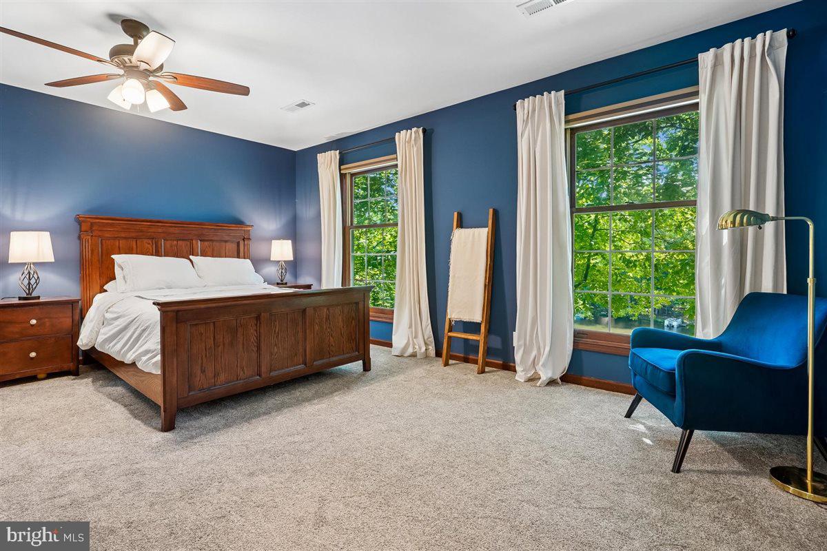 MONTCLAIR - Residential