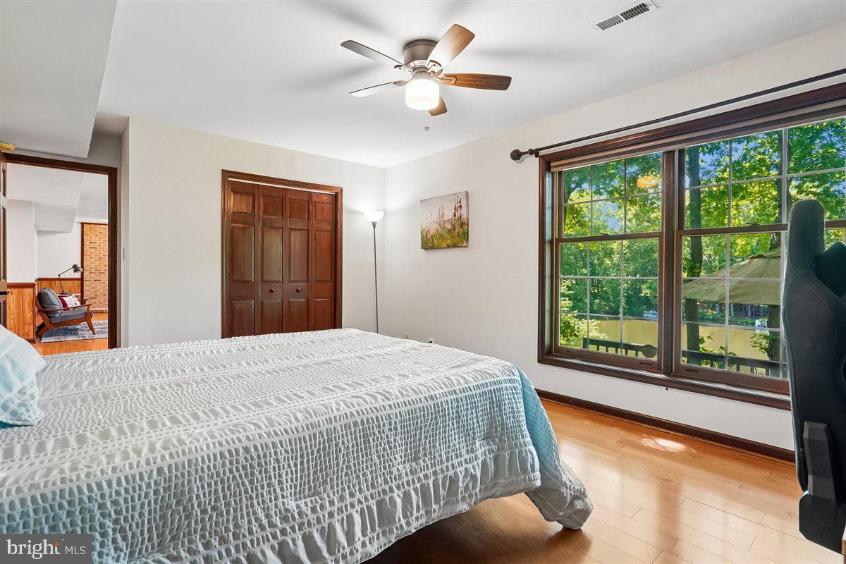 MONTCLAIR - Residential