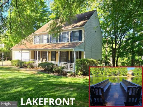Photo of 15348 Edgehill Drive, DUMFRIES, VA 22025 (MLS # VAPW2118668)