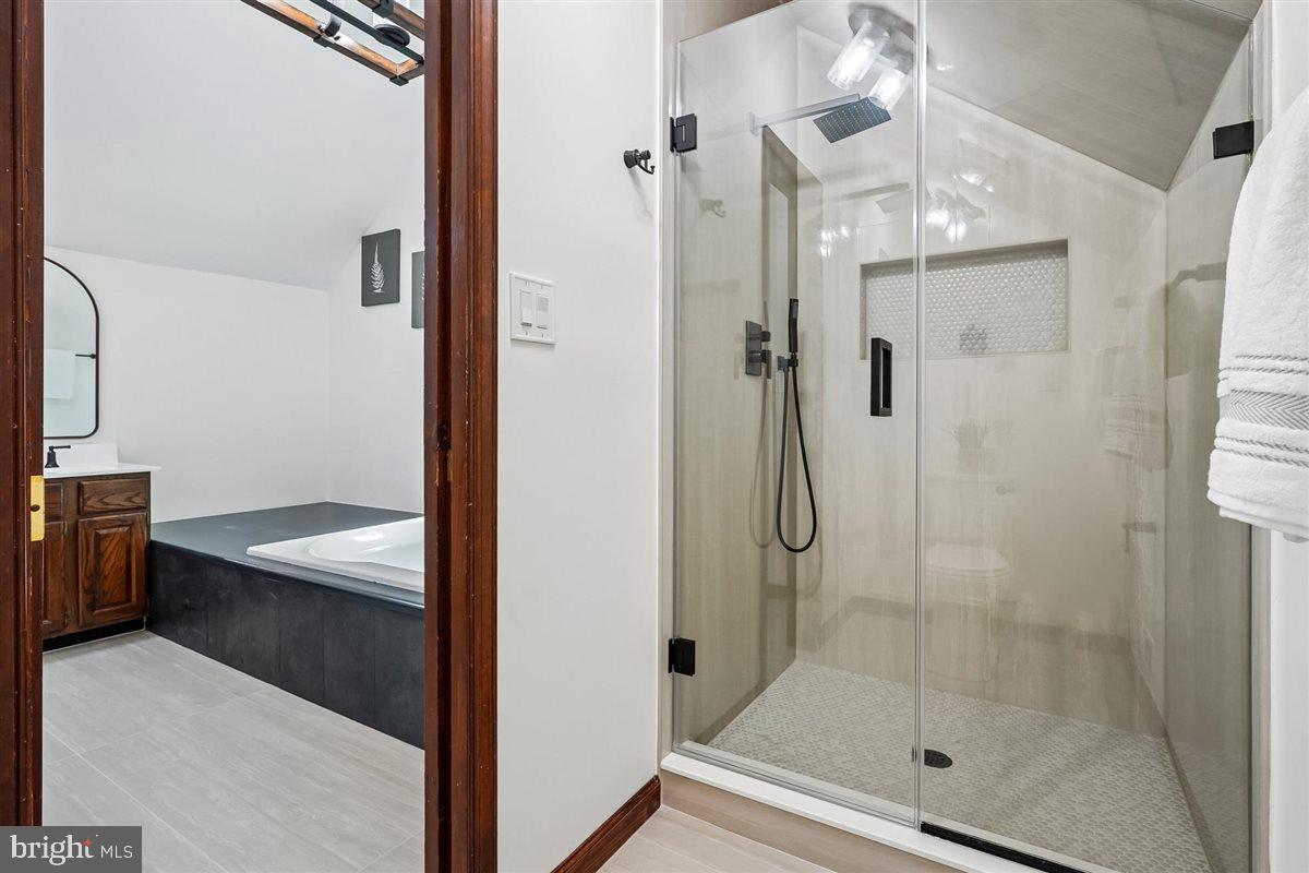 MONTCLAIR - Residential