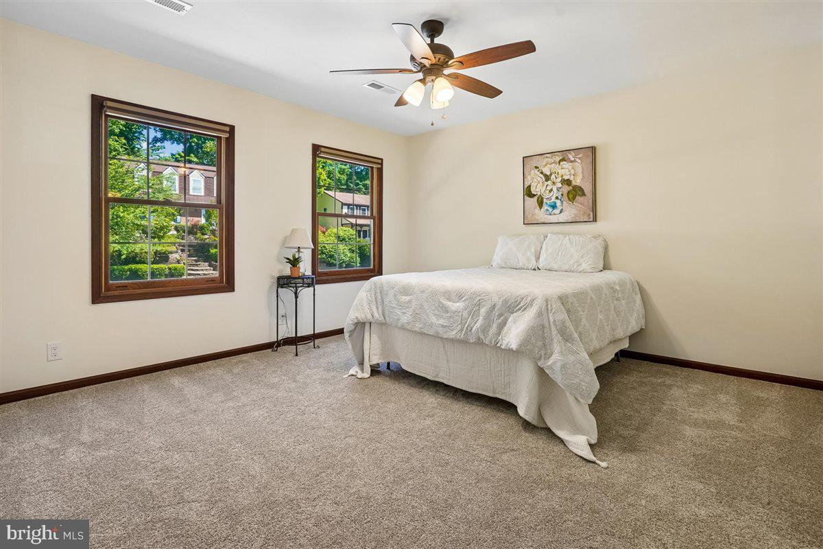 MONTCLAIR - Residential
