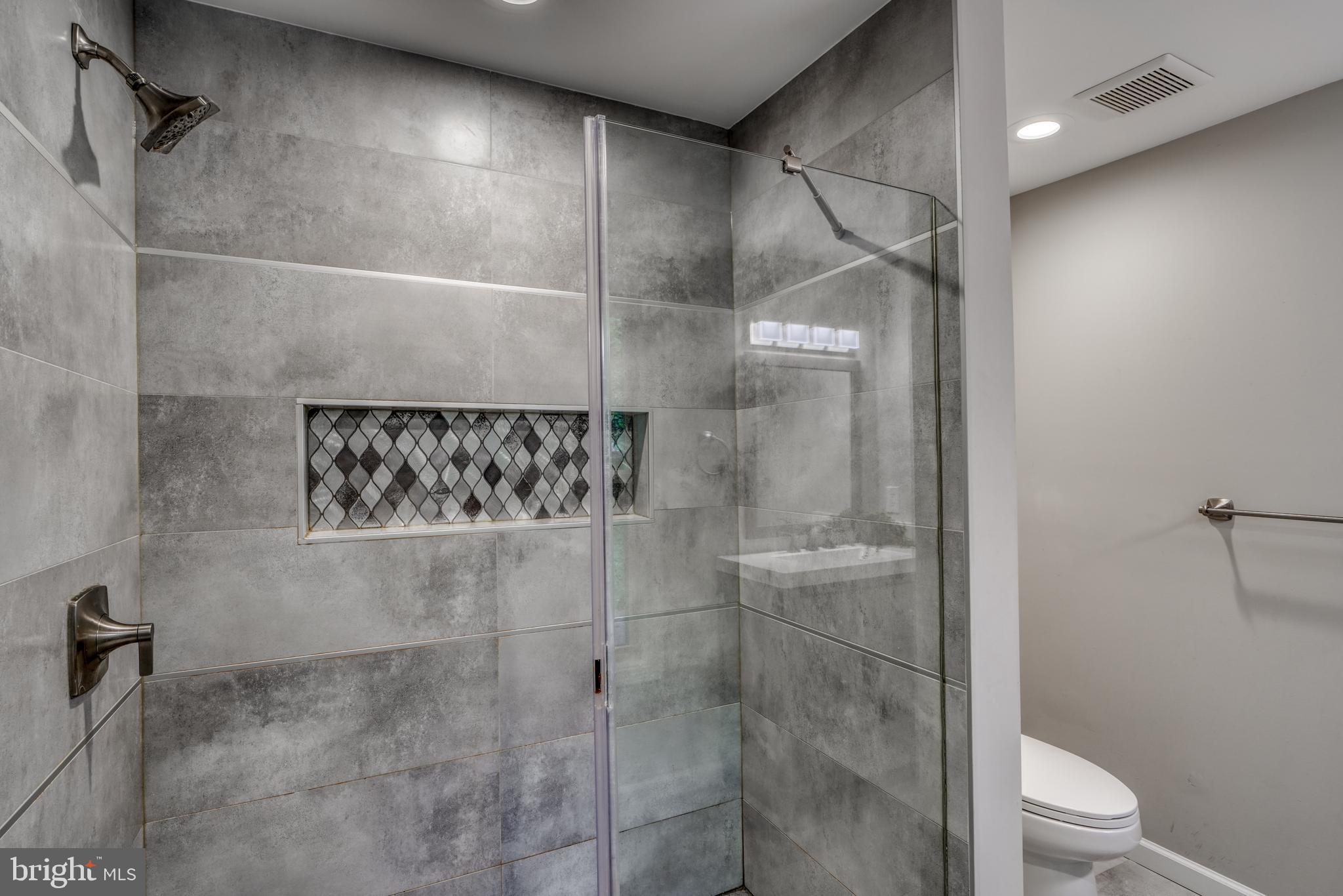 WHEATON OUT RES. (1) - Residential