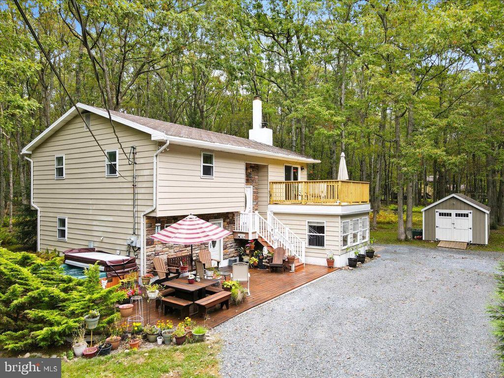 Photo of 135 Dogwood Drive, JIM THORPE, PA 18229 (MLS # PACC2006756)