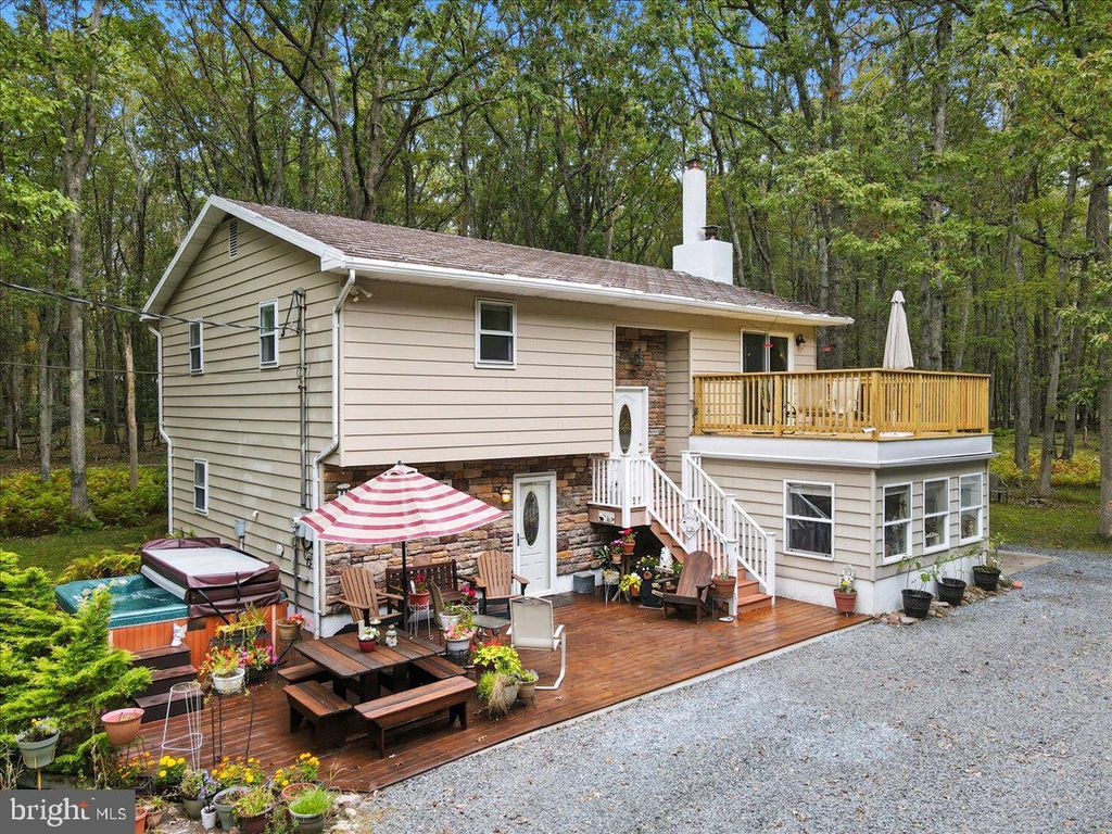 Photo of 135 Dogwood Drive, JIM THORPE, PA 18229 (MLS # PACC2006756)