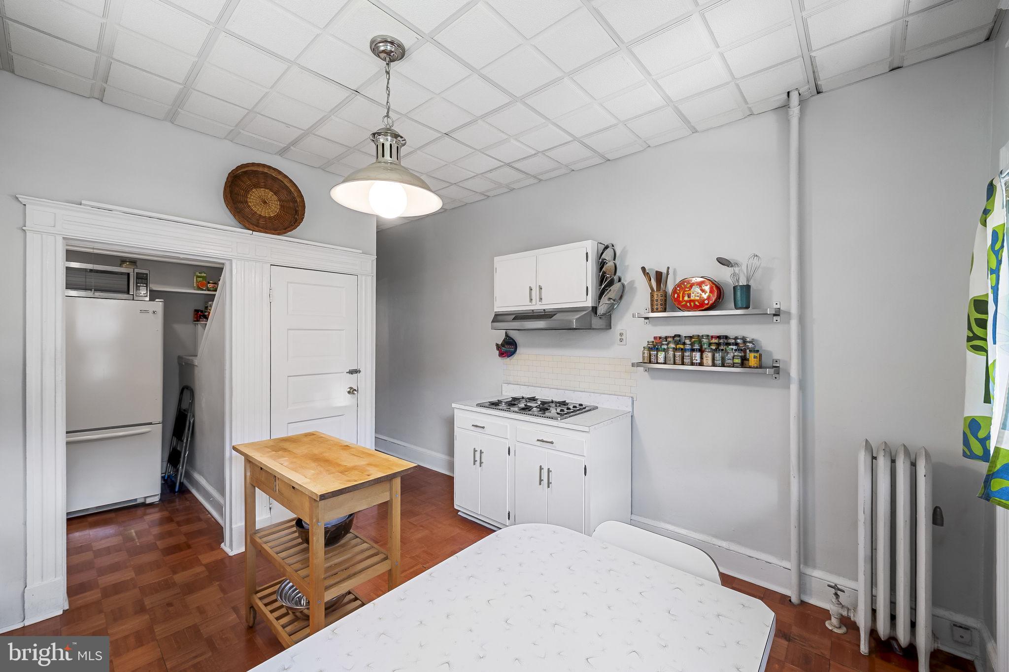 CHARLES VILLAGE - Residential