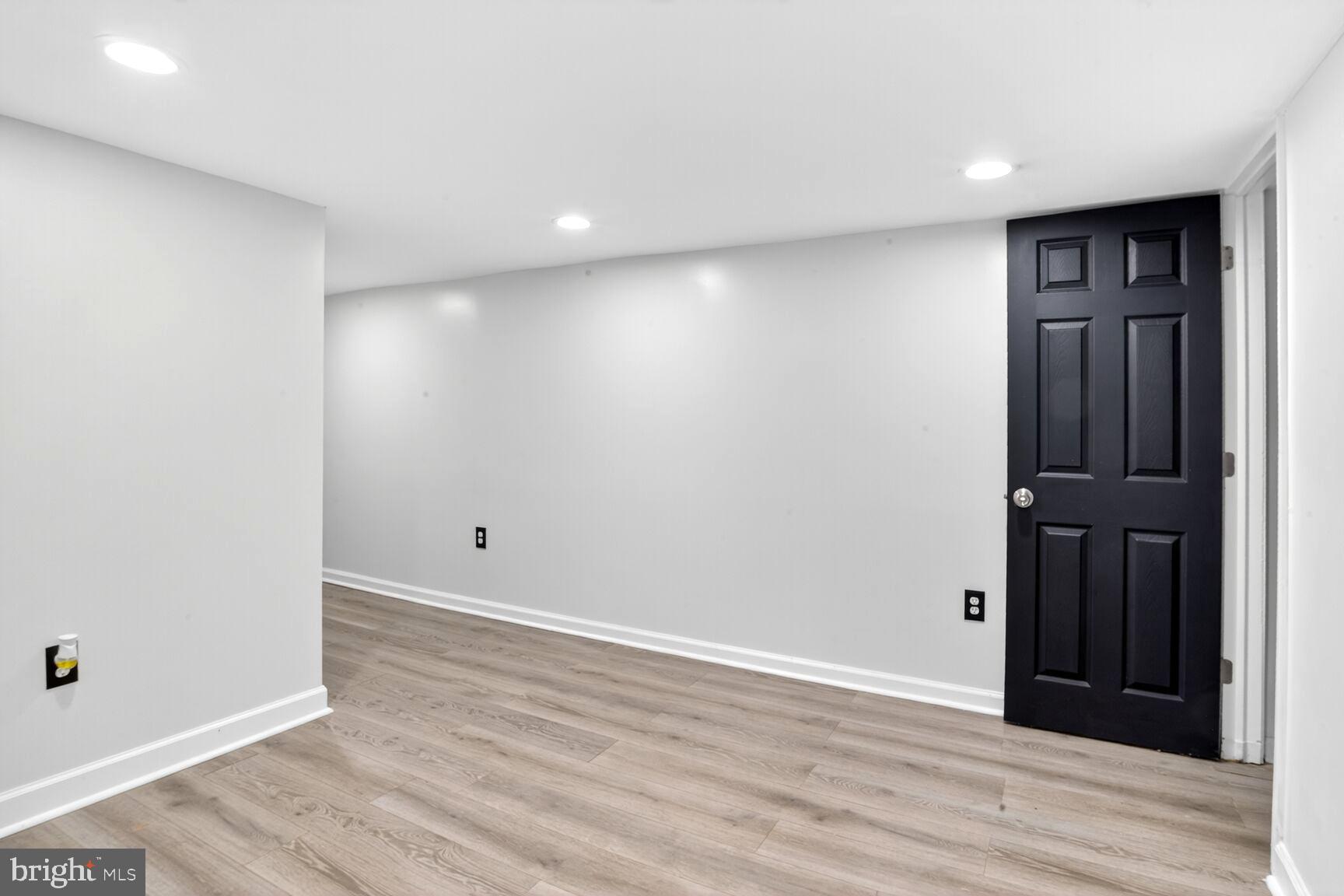 BROOKLYN - Residential