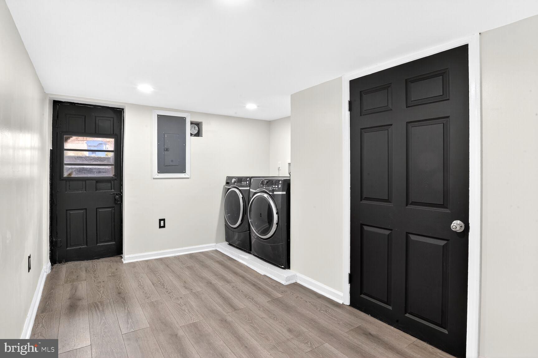 BROOKLYN - Residential