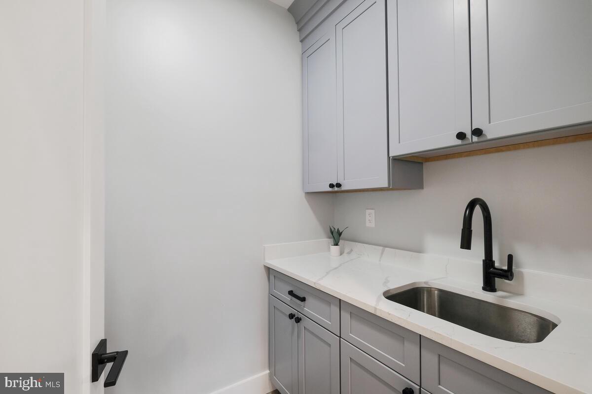 GEORGETOWN VILLAGE - Residential