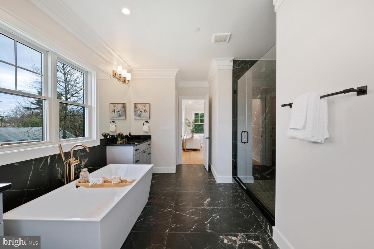 GEORGETOWN VILLAGE - Residential