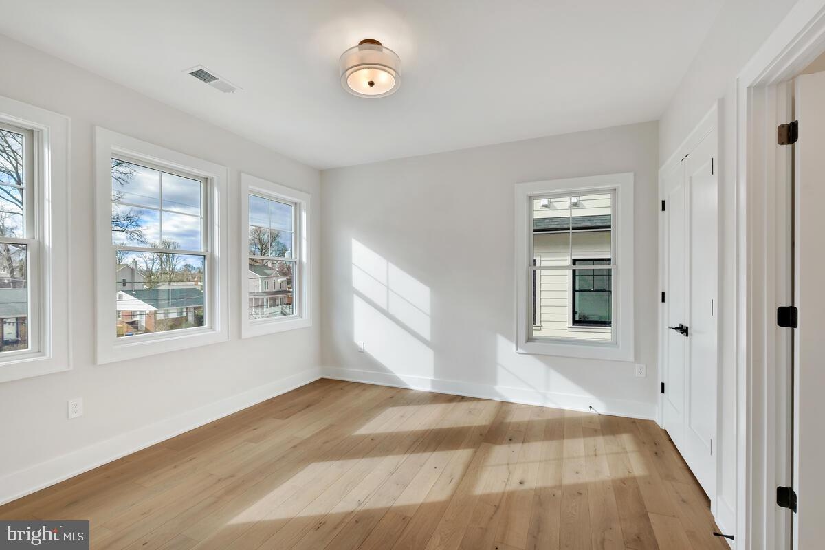 GEORGETOWN VILLAGE - Residential