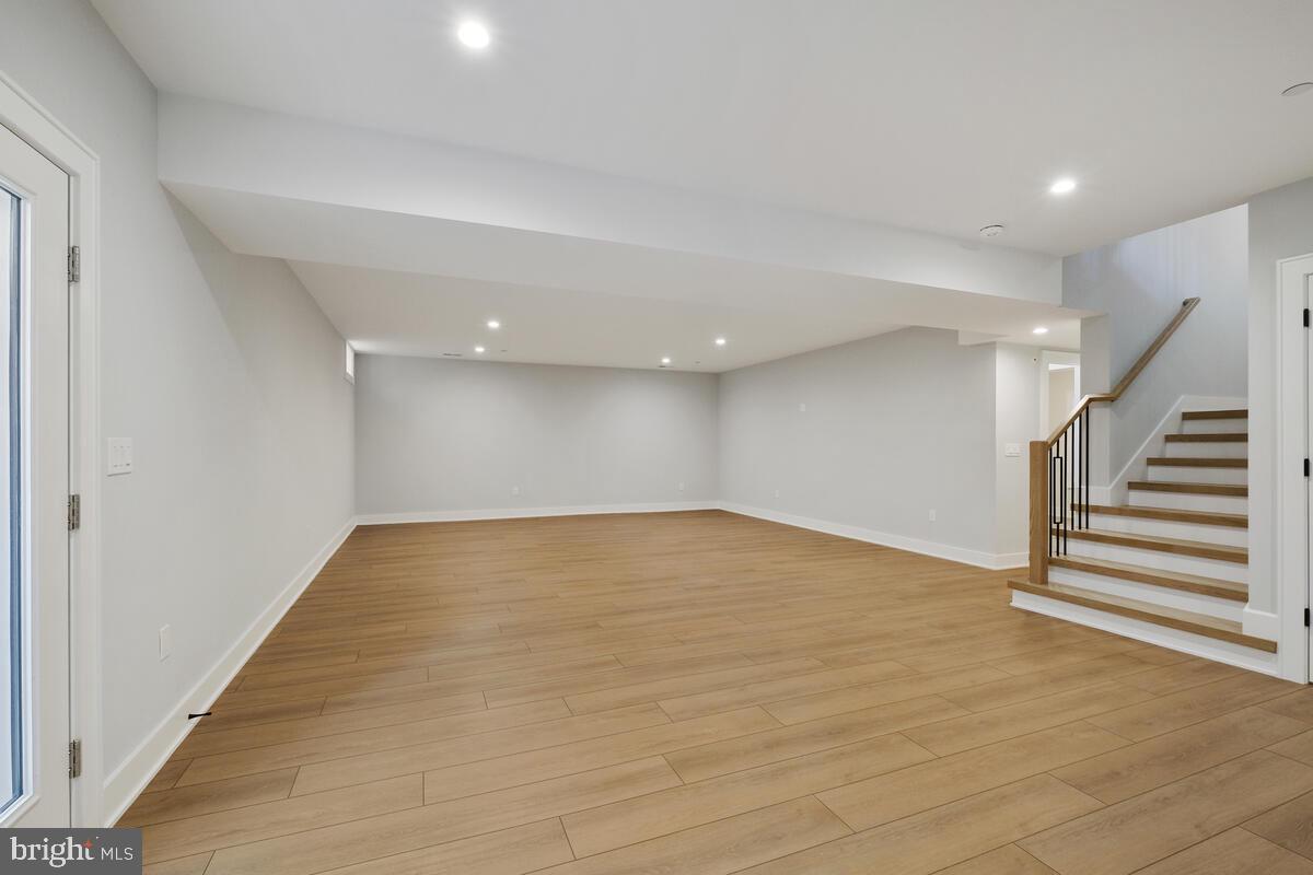 GEORGETOWN VILLAGE - Residential