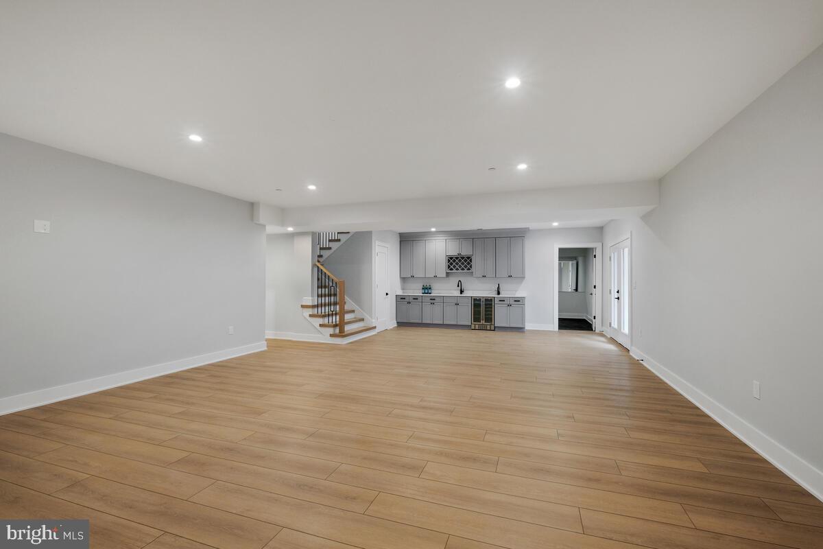 GEORGETOWN VILLAGE - Residential