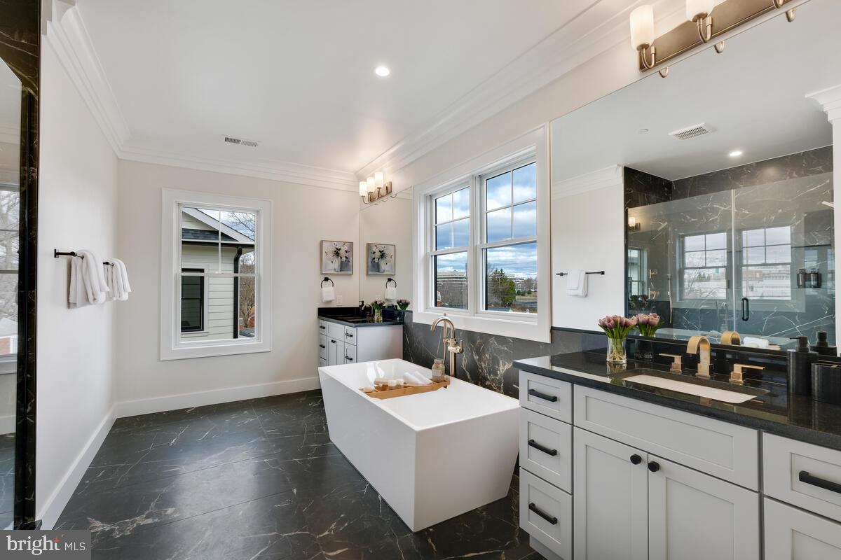 GEORGETOWN VILLAGE - Residential