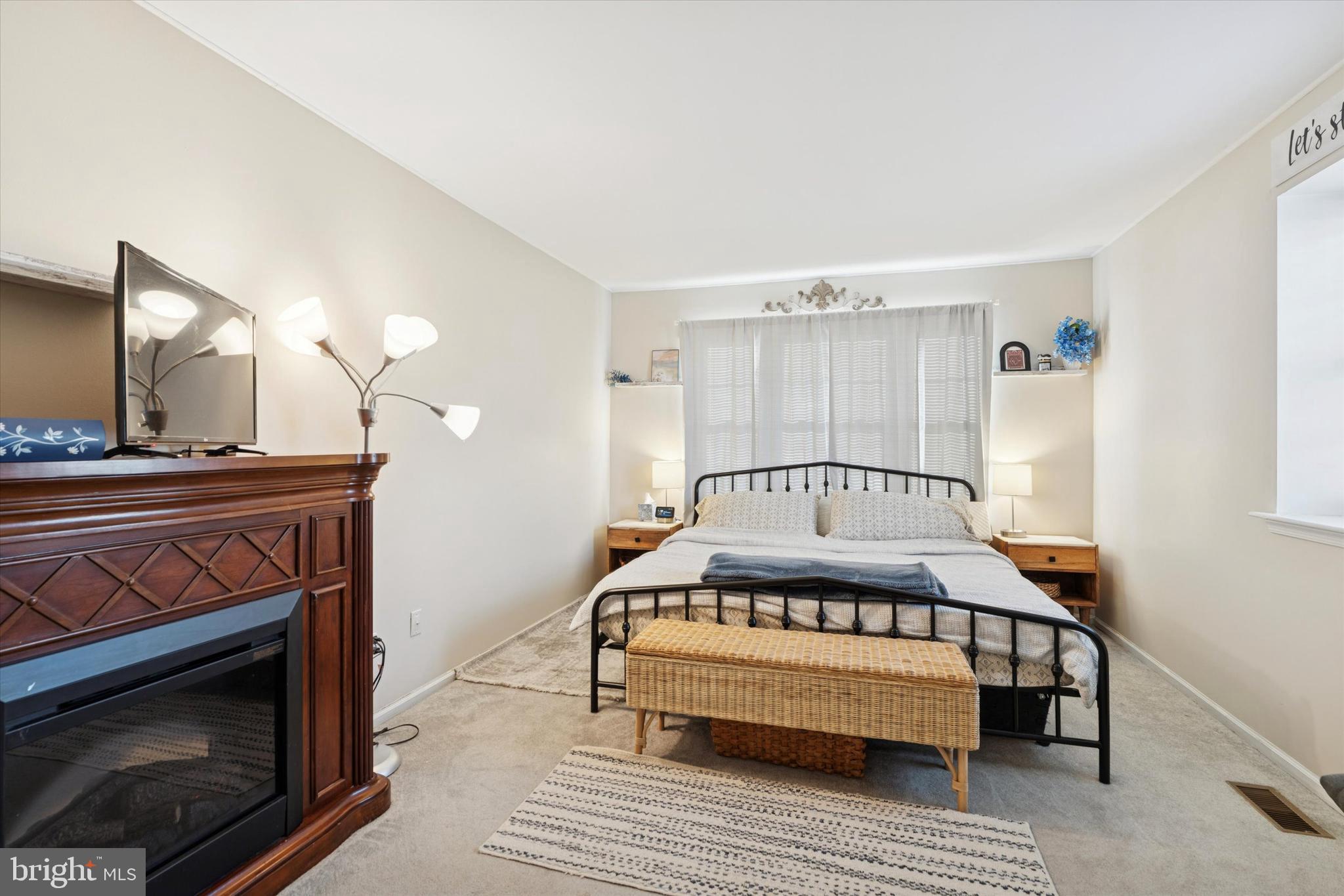 NORTHRIDGE ESTATES - Residential