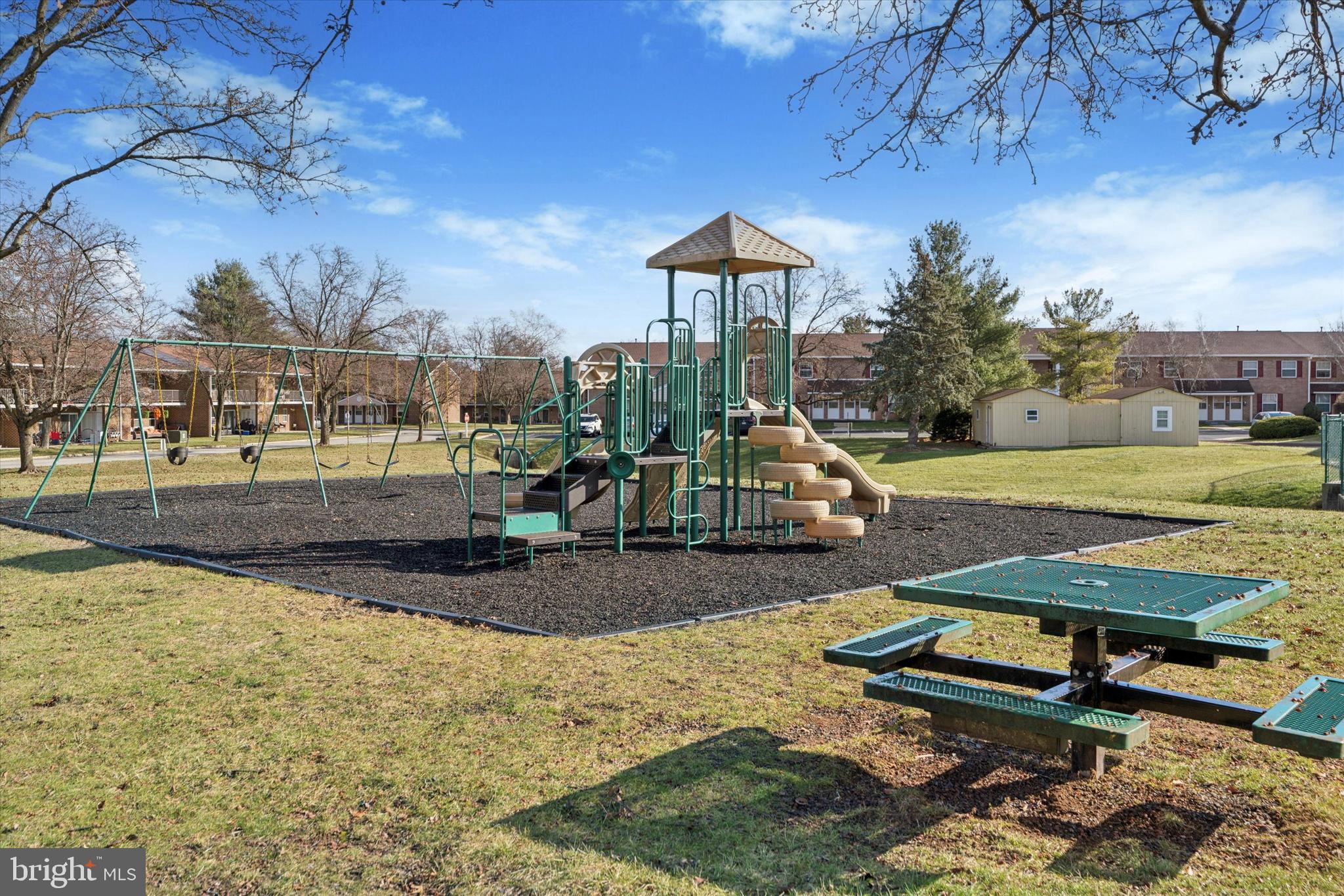 NORTHRIDGE ESTATES - Residential