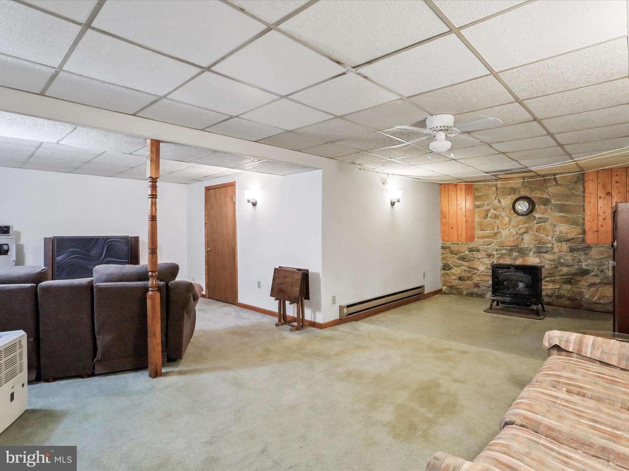 PARKS HOLLOW - Residential