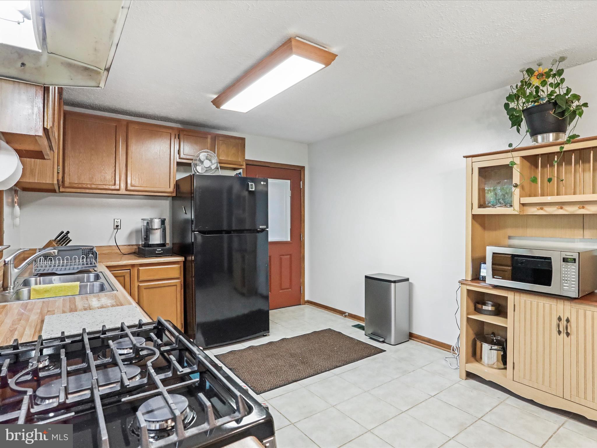 PARKS HOLLOW - Residential