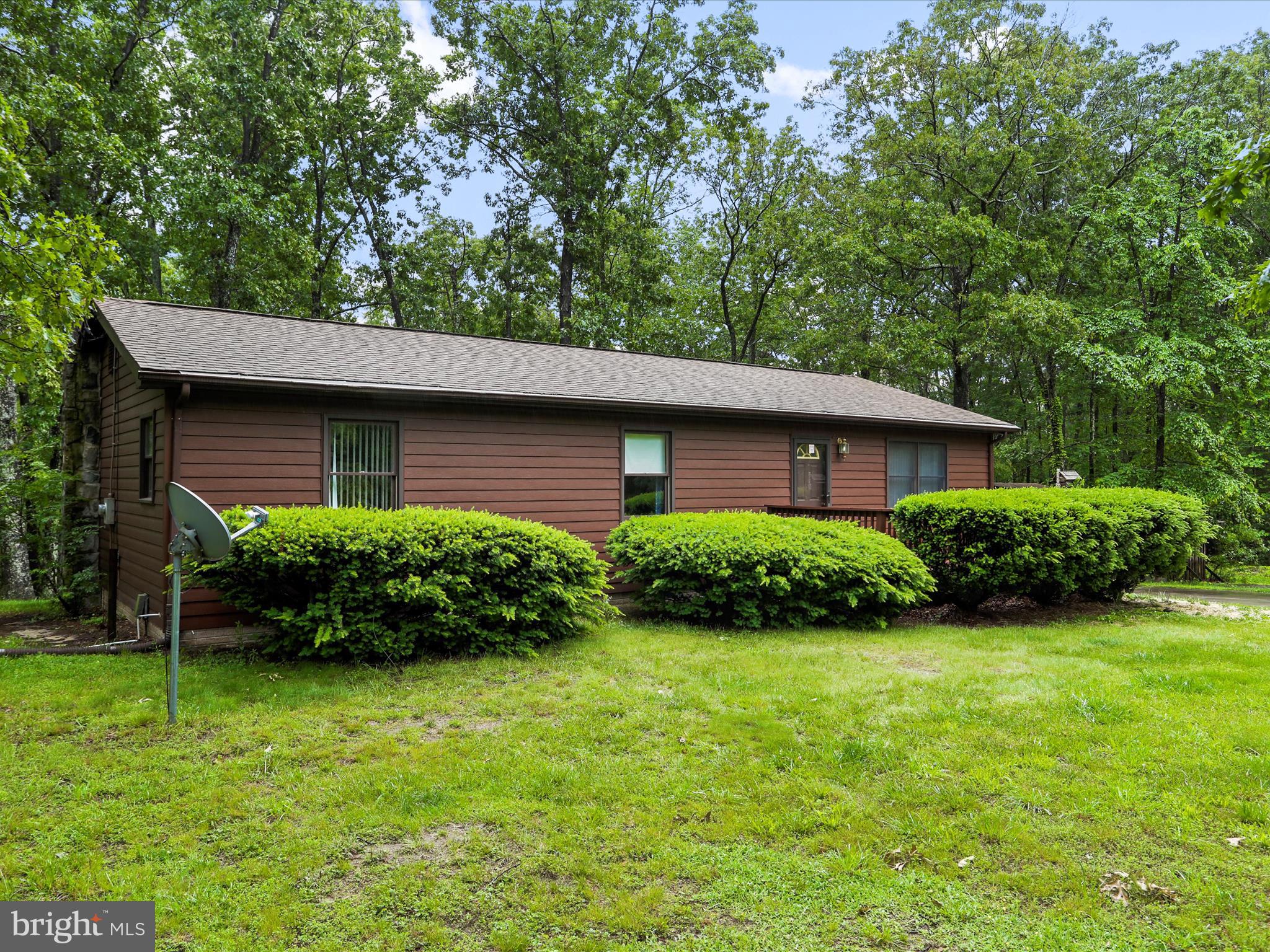 427 OAK DALE COURT