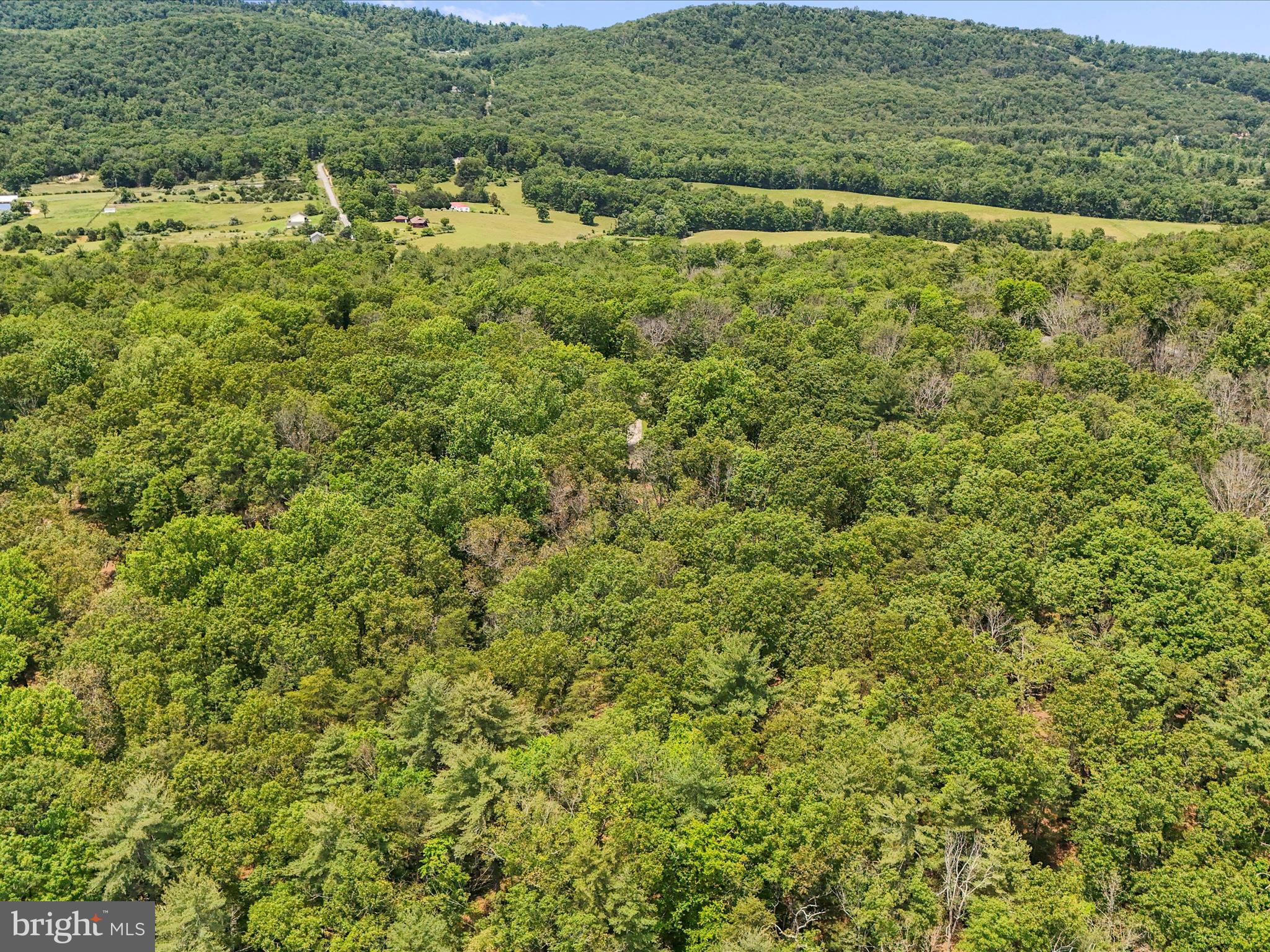 PARKS HOLLOW - Residential