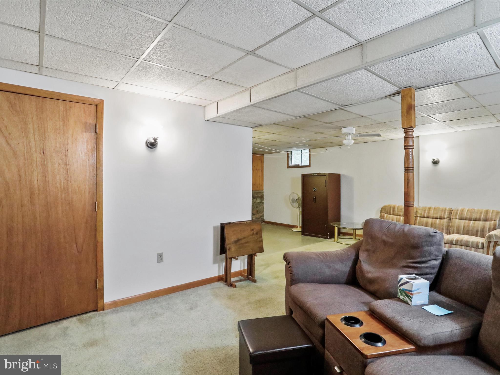 PARKS HOLLOW - Residential