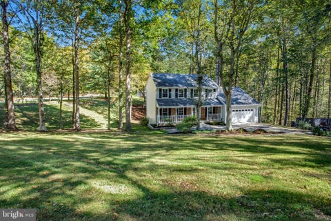 Photo of 11961 Beaver Mill Lane, MANASSAS, VA 20112 (MLS # VAPW2131012)