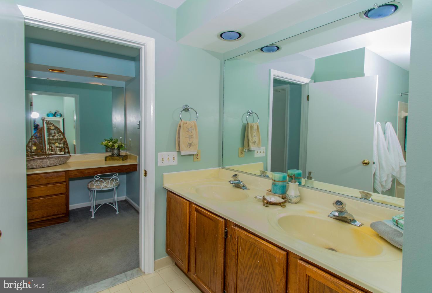 ULMSTEAD GARDENS - Residential