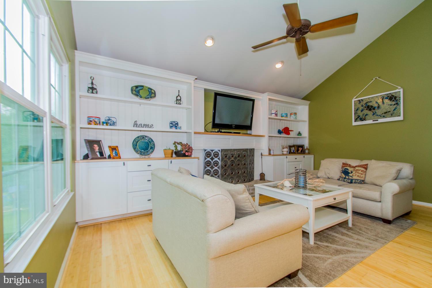 ULMSTEAD GARDENS - Residential