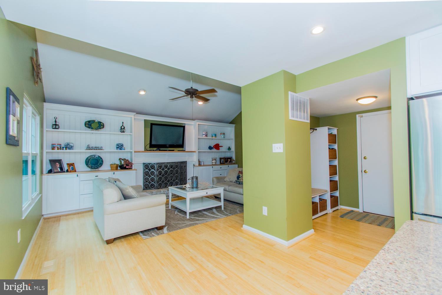 ULMSTEAD GARDENS - Residential