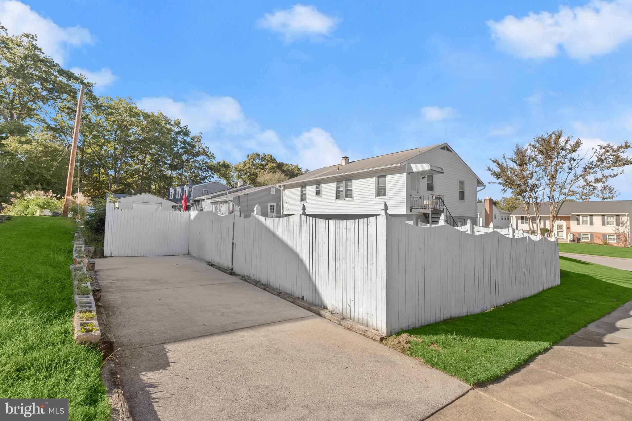 SILVER GATE - Residential