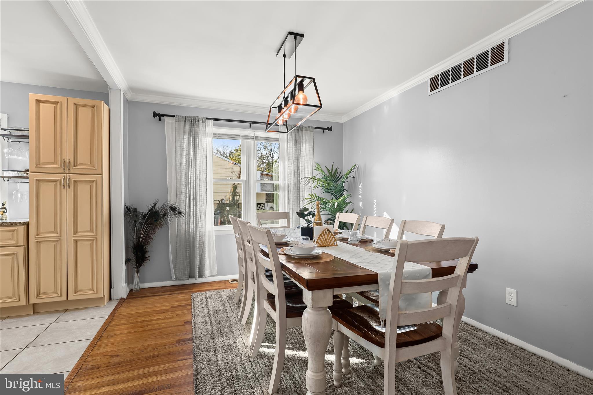 SILVER GATE - Residential