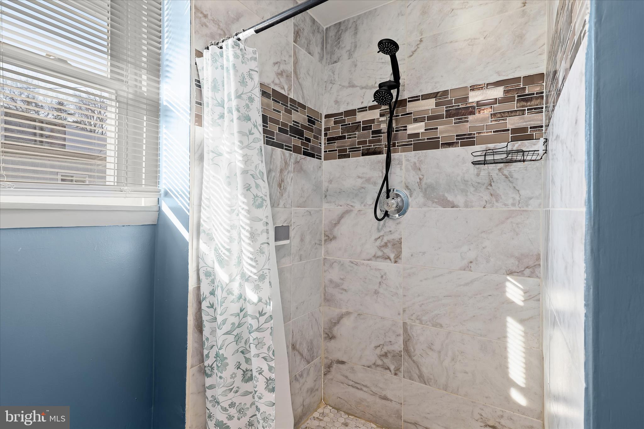 SILVER GATE - Residential