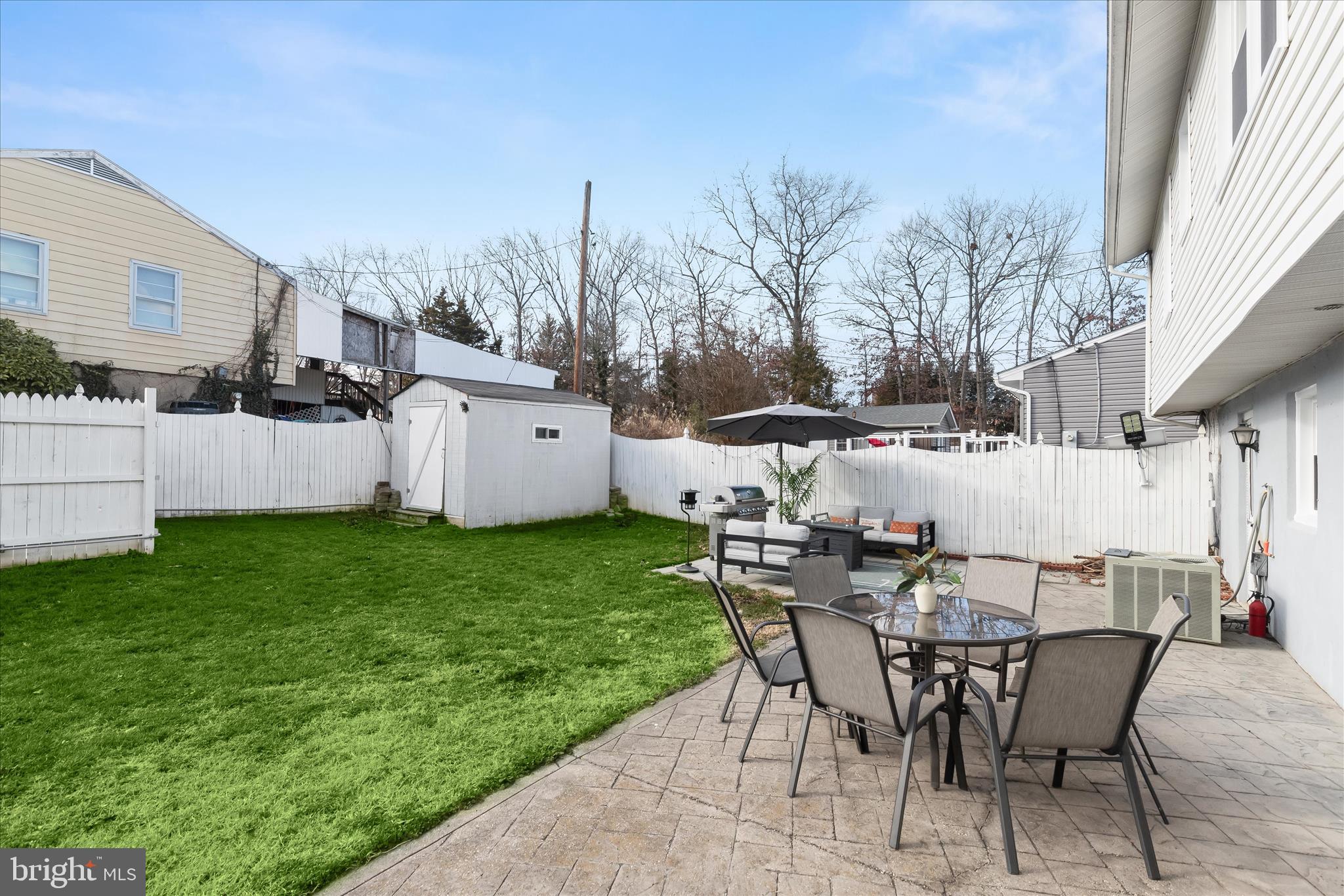 SILVER GATE - Residential