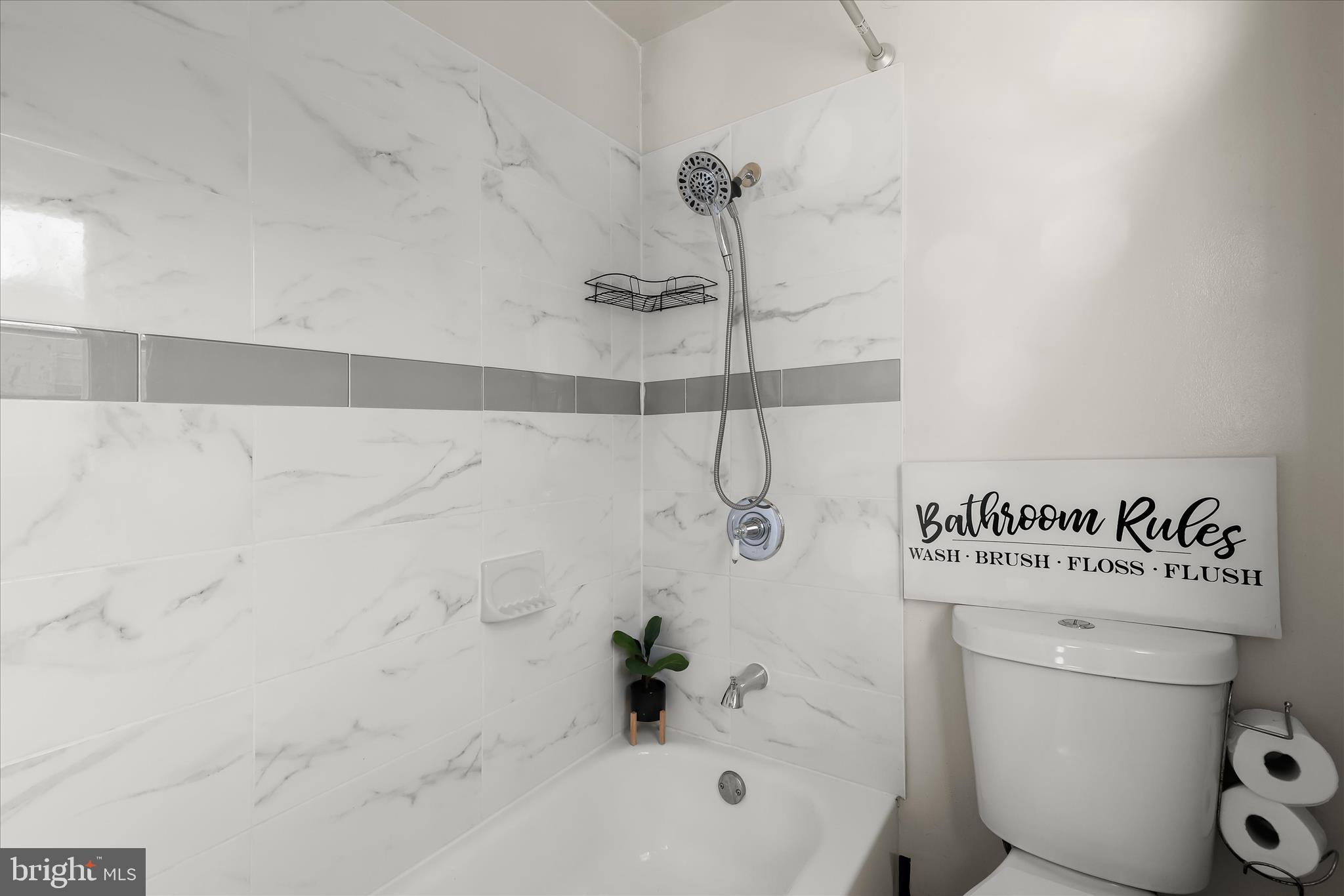 SILVER GATE - Residential