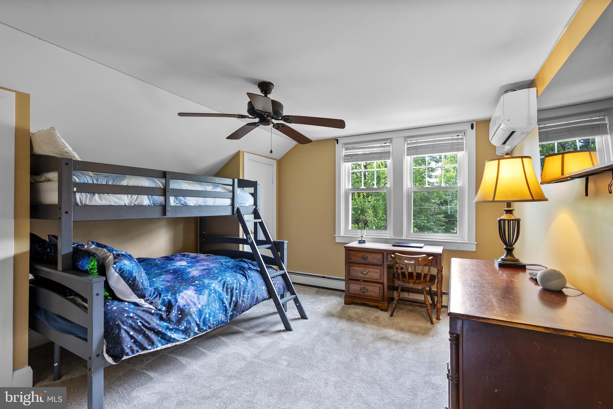 SUMMIT PARK - Residential