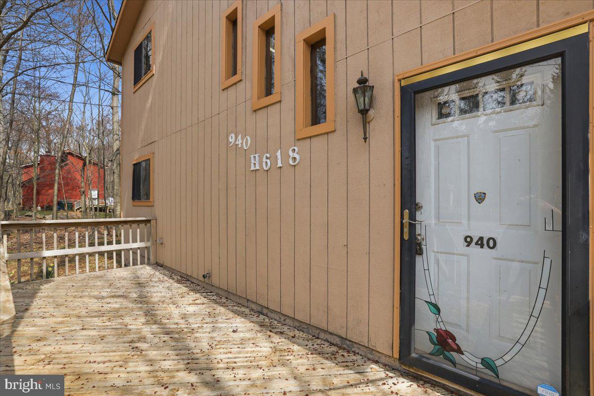 POCONO COUNTRY PLACE - Residential