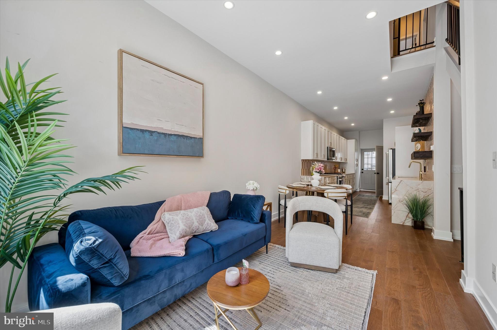 527 CHRISTIAN STREET