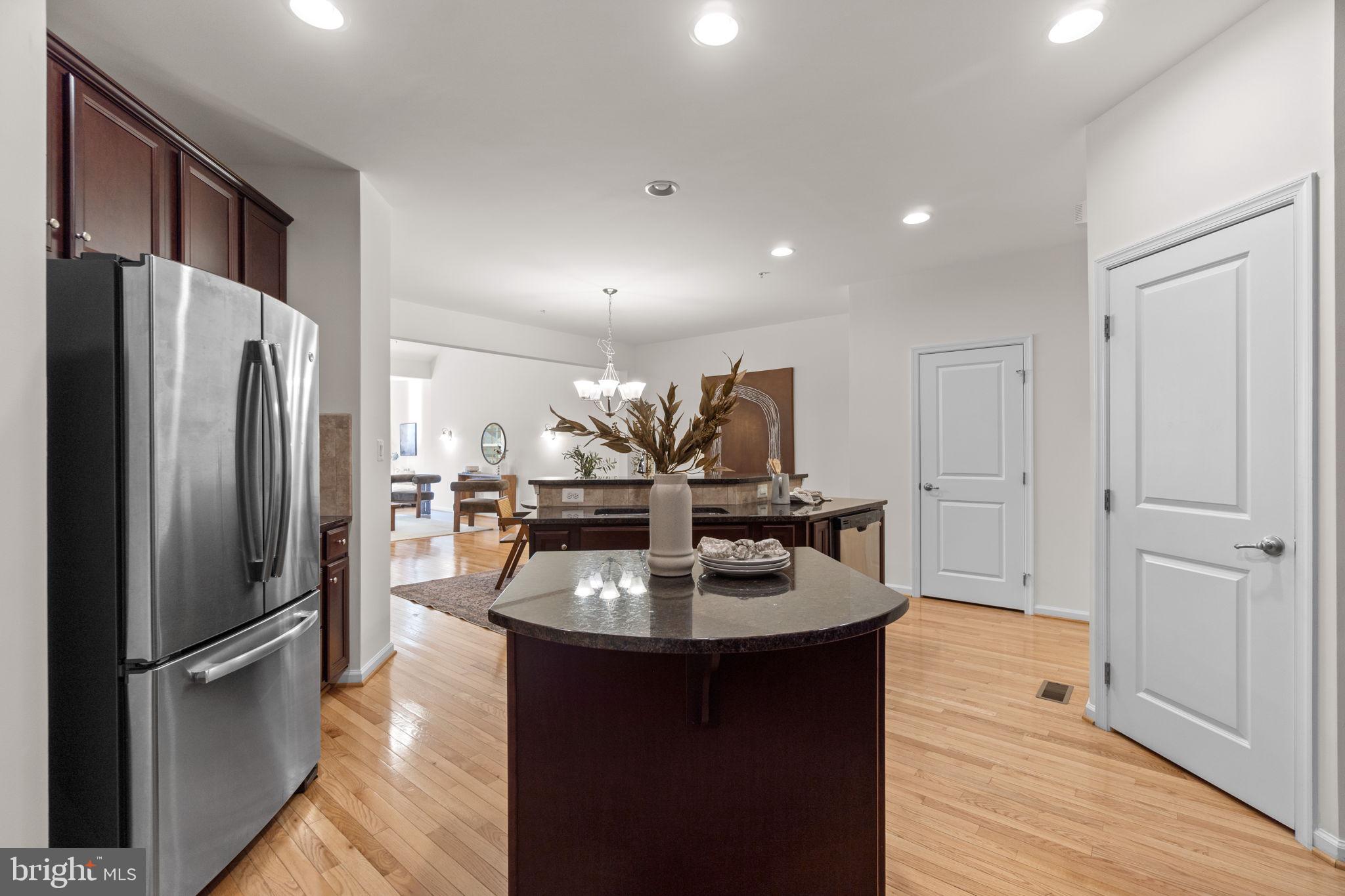 2420 WALKING JANELLE WAY