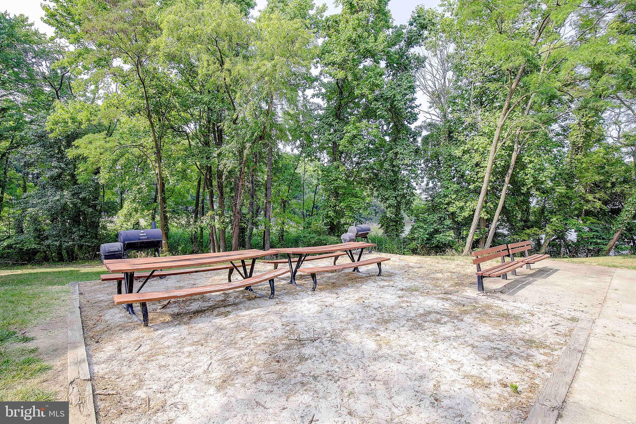 LAKE HERON CONDO - Residential