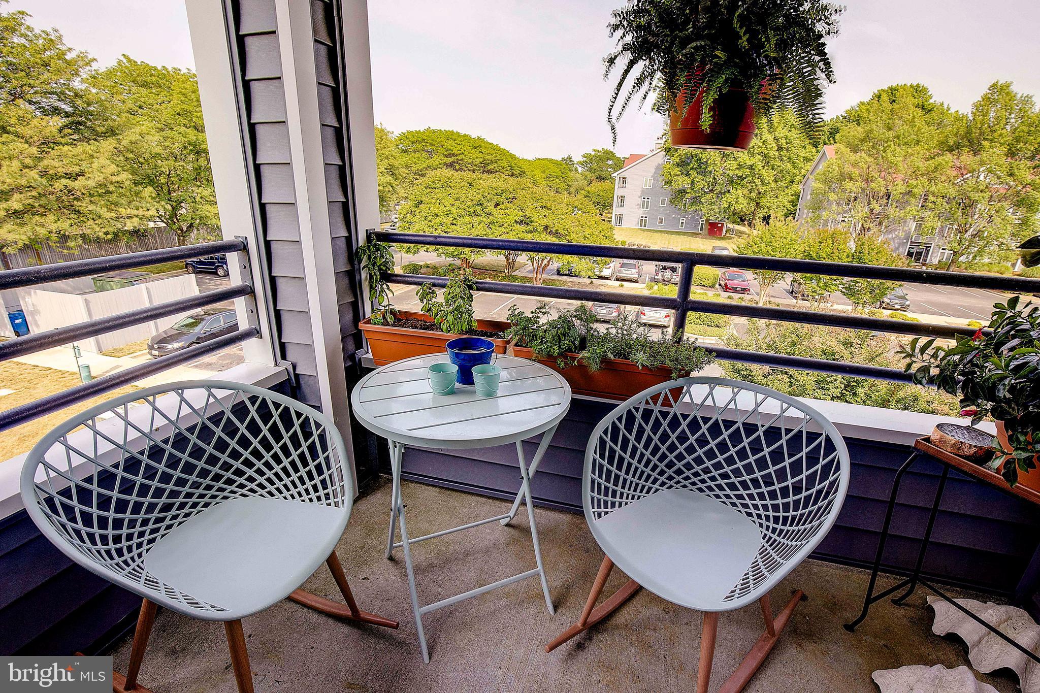 LAKE HERON CONDO - Residential