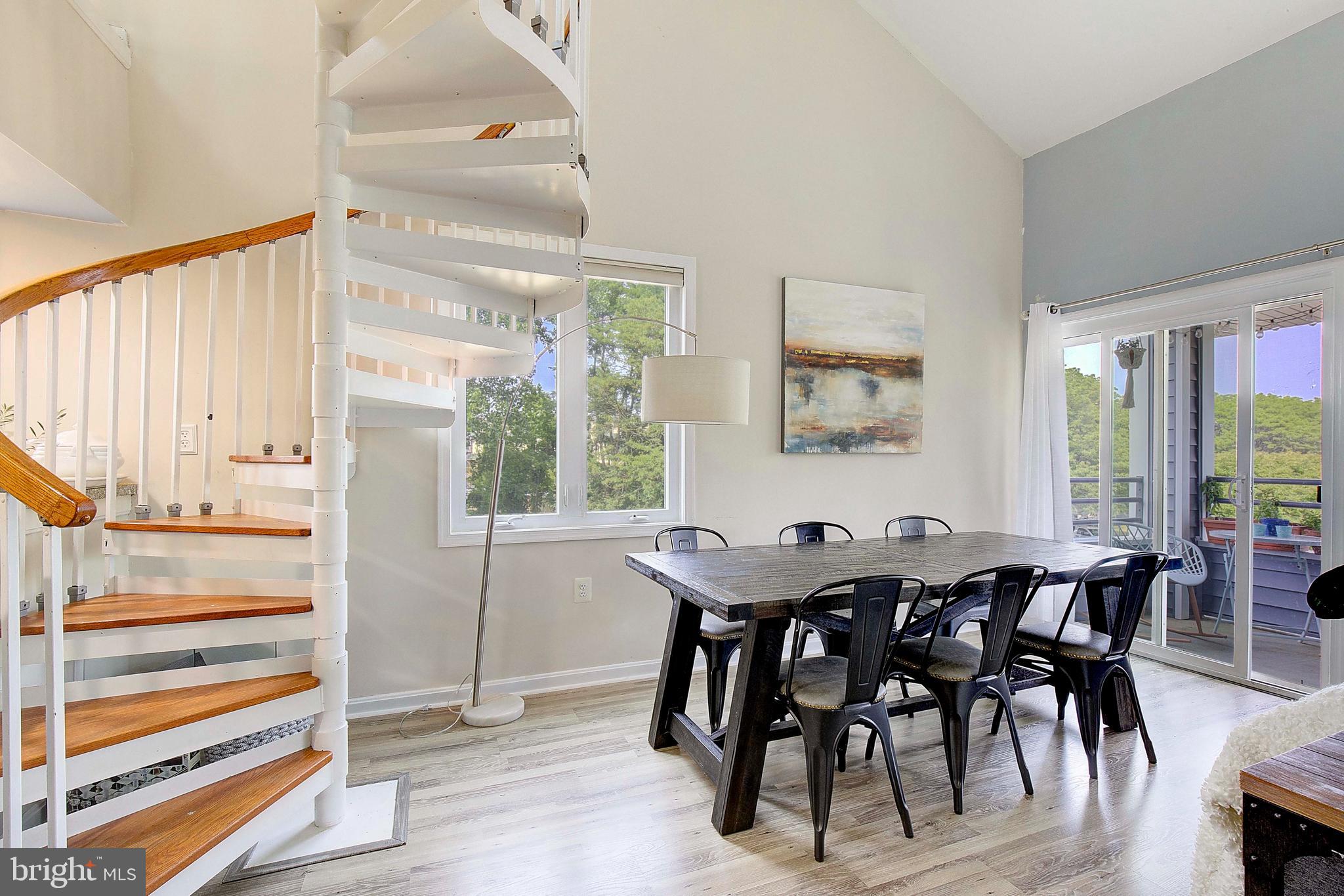 LAKE HERON CONDO - Residential