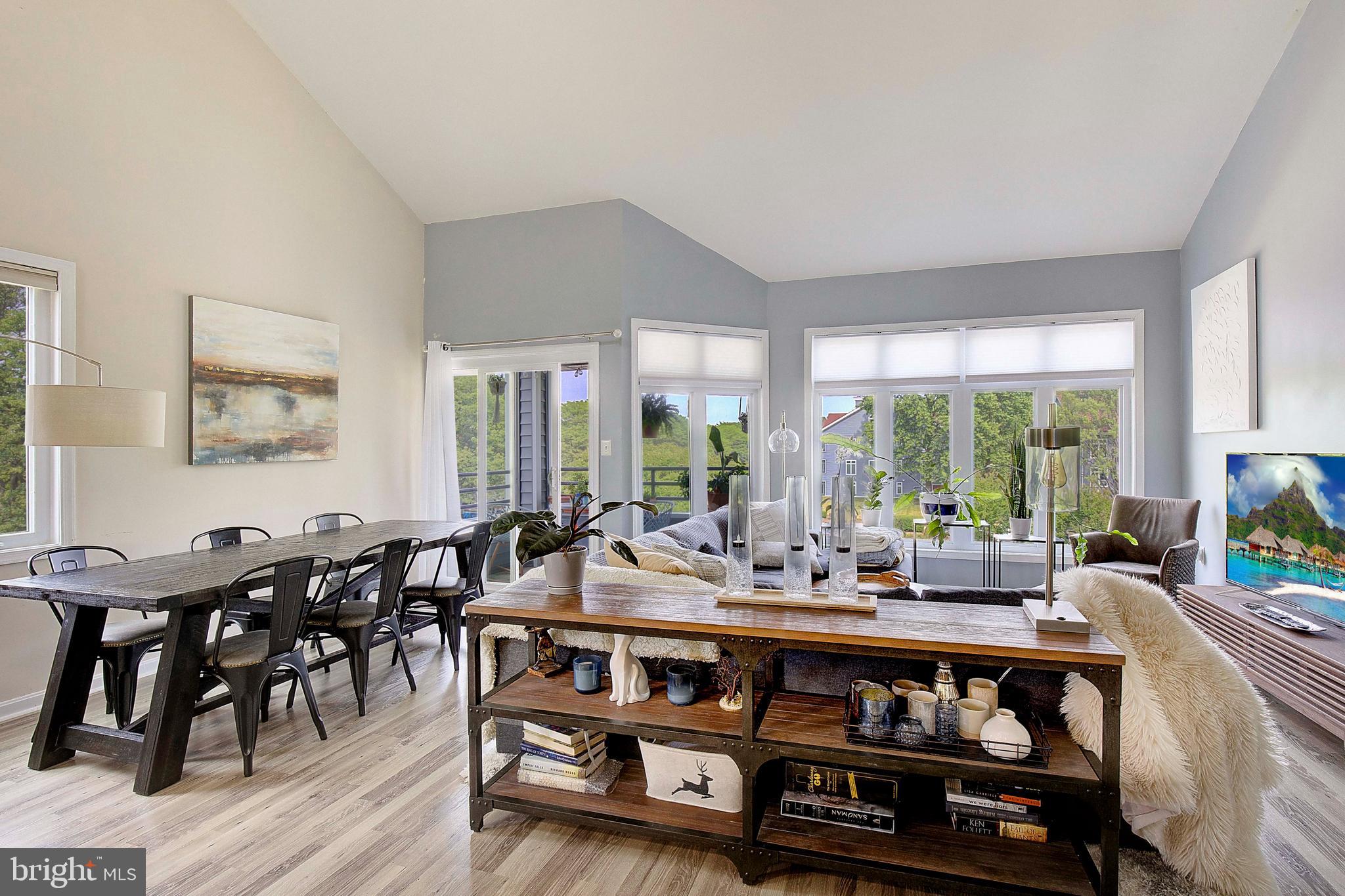 LAKE HERON CONDO - Residential