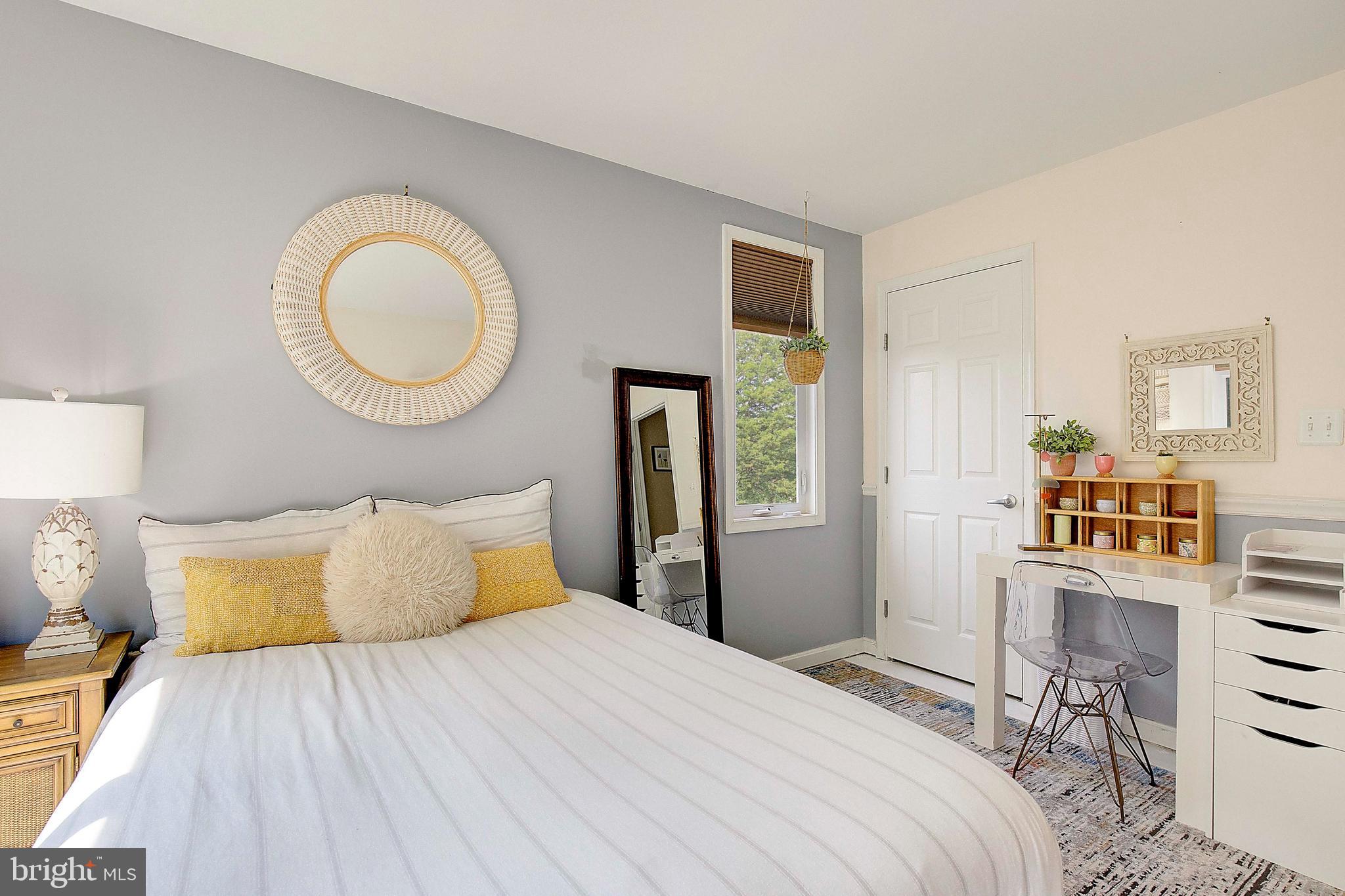 LAKE HERON CONDO - Residential