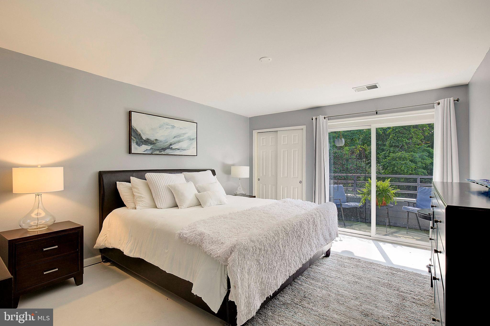 LAKE HERON CONDO - Residential