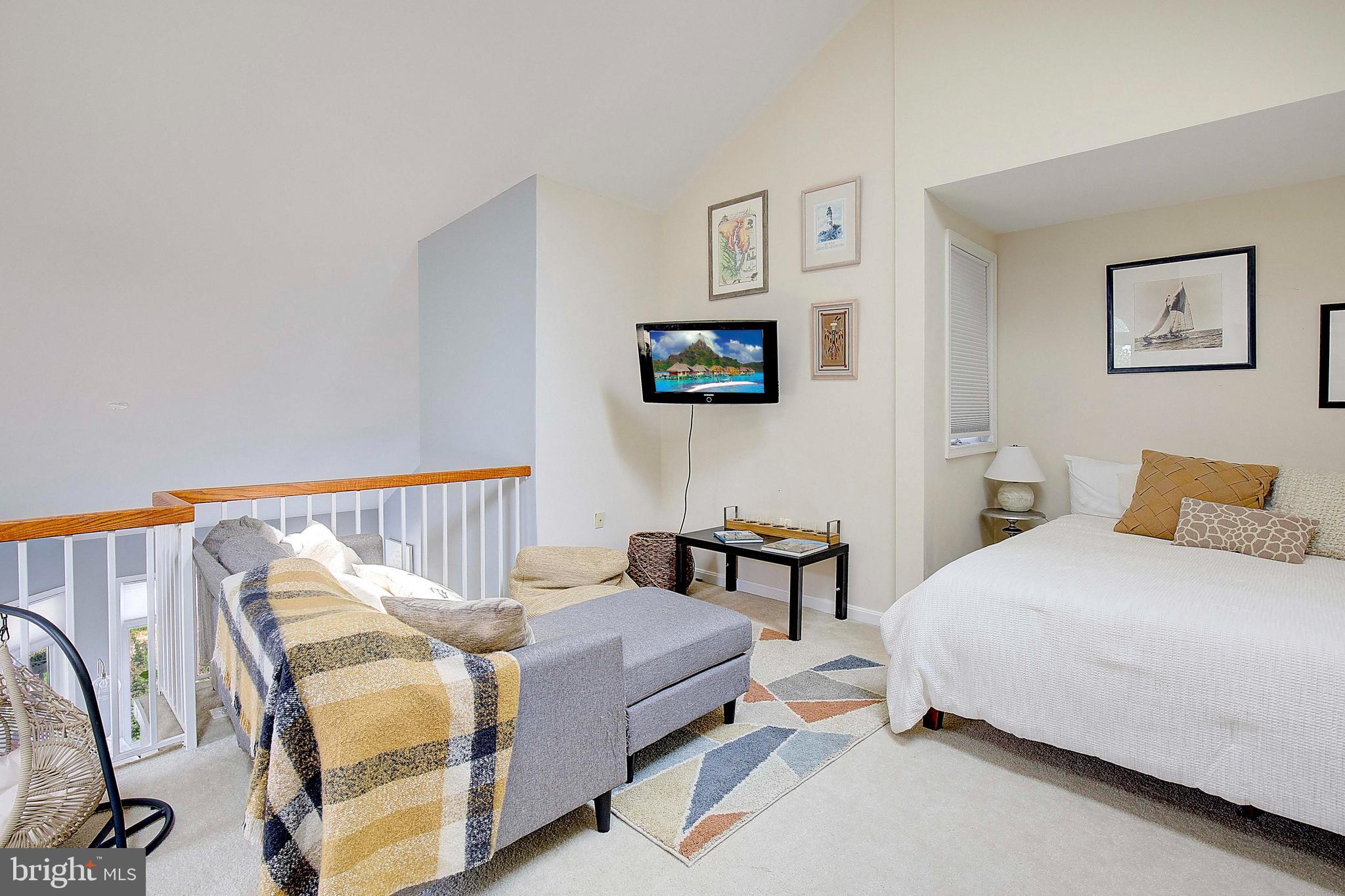 LAKE HERON CONDO - Residential